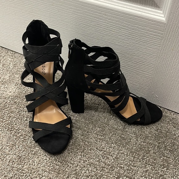 Bamboo Limelight Black Strap Heels. Size 9. - Picture 2 of 5